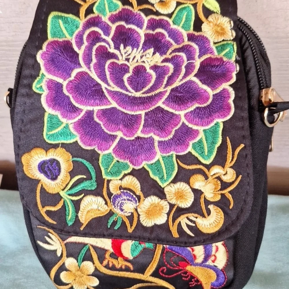 New Multicolor purses.  $17 each. - Picture 9 of 10